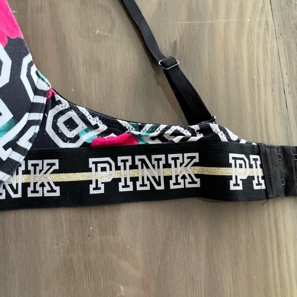 Pink Victoria’s Secret Wear Everywhere Push Up Bra size: 32C - Picture 5 of 12